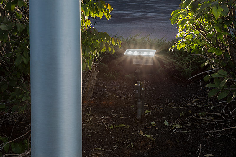45 Watt Knuckle-Mount LED Flood Light - 4,600 Lumens - 100 Watt MH Equivalent - 5000K/4000K - Click Image to Close
